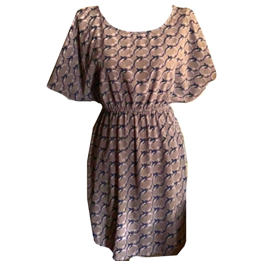 3/$8🎉Circle print elastic waist cut sleeve dress size small